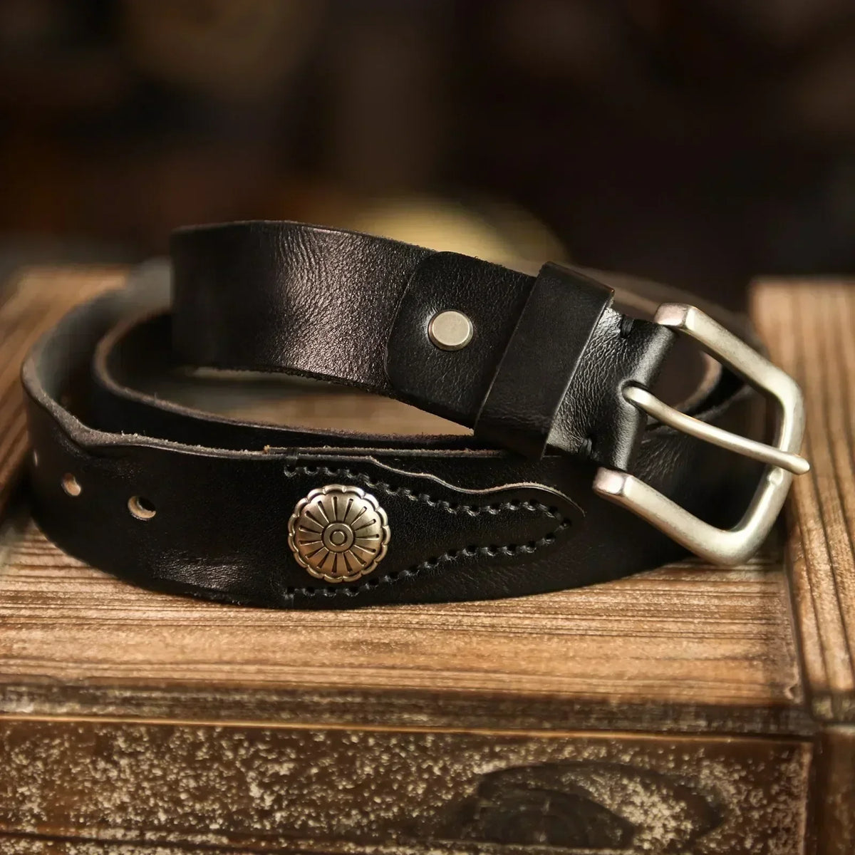 Men's Handcrafted Leather Western Belt, alternate angle 2