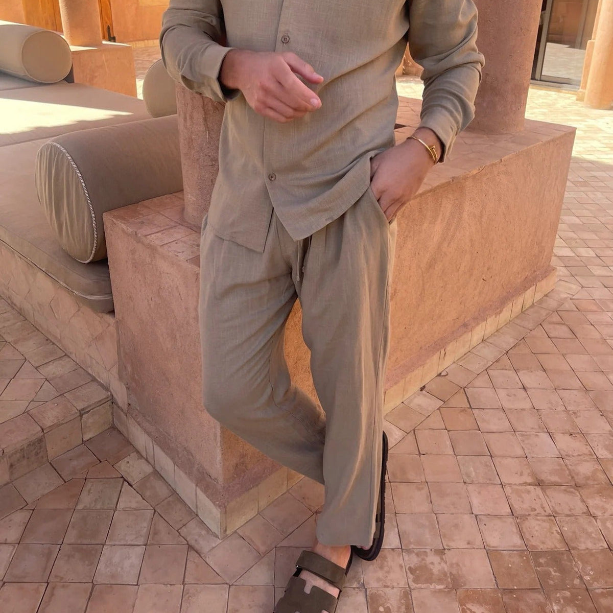 Capri Men's Linen Trousers, alternate angle 2
